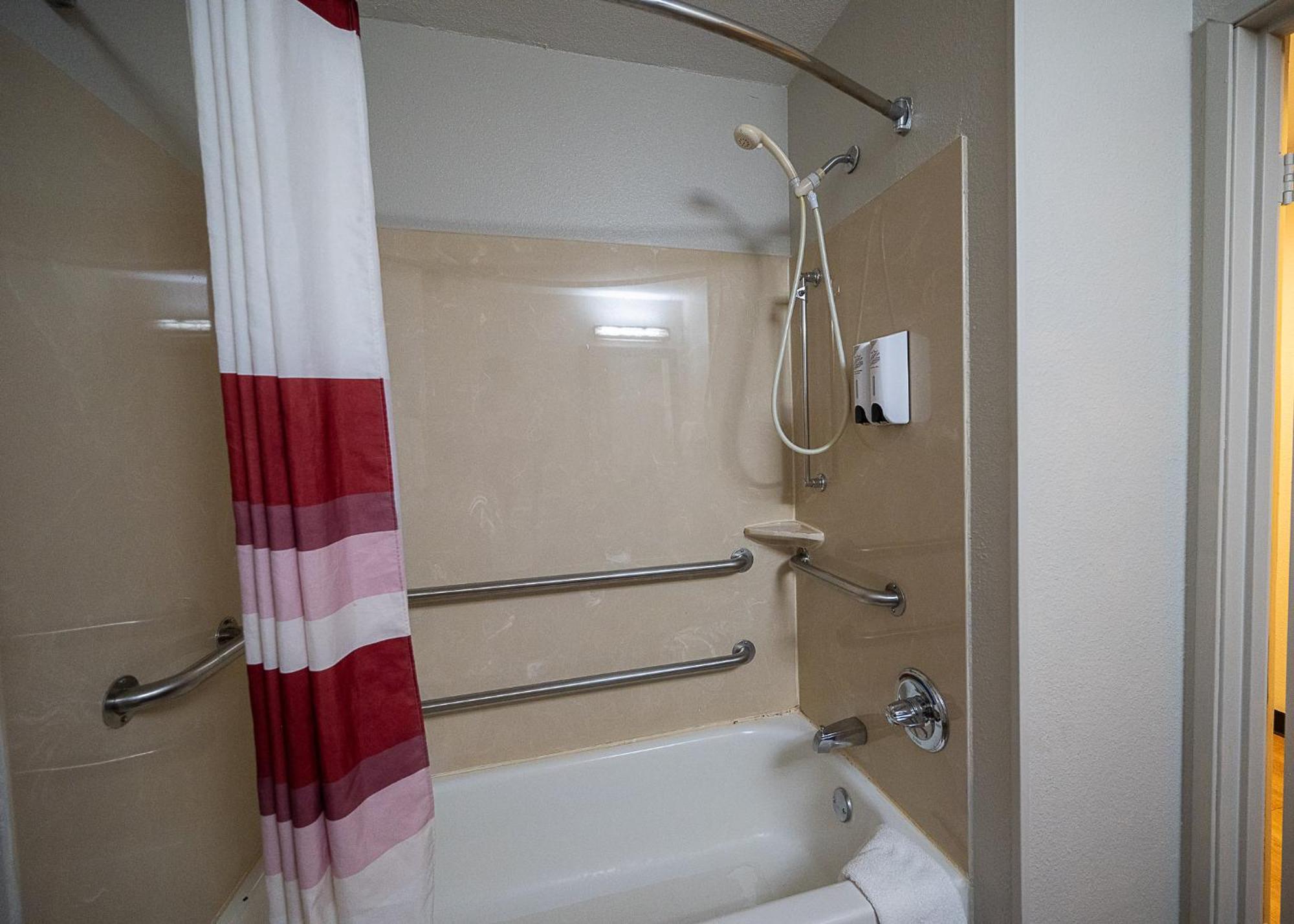Red Roof Inn & Suites Danville, Il Esterno foto